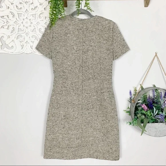 Elegant Gray Tweed Dress - Picture 10 of 10